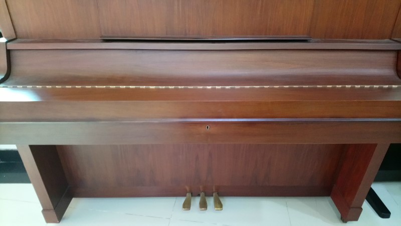 Picture of 'Yamaha Upright Piano W Serial Number 2745203'